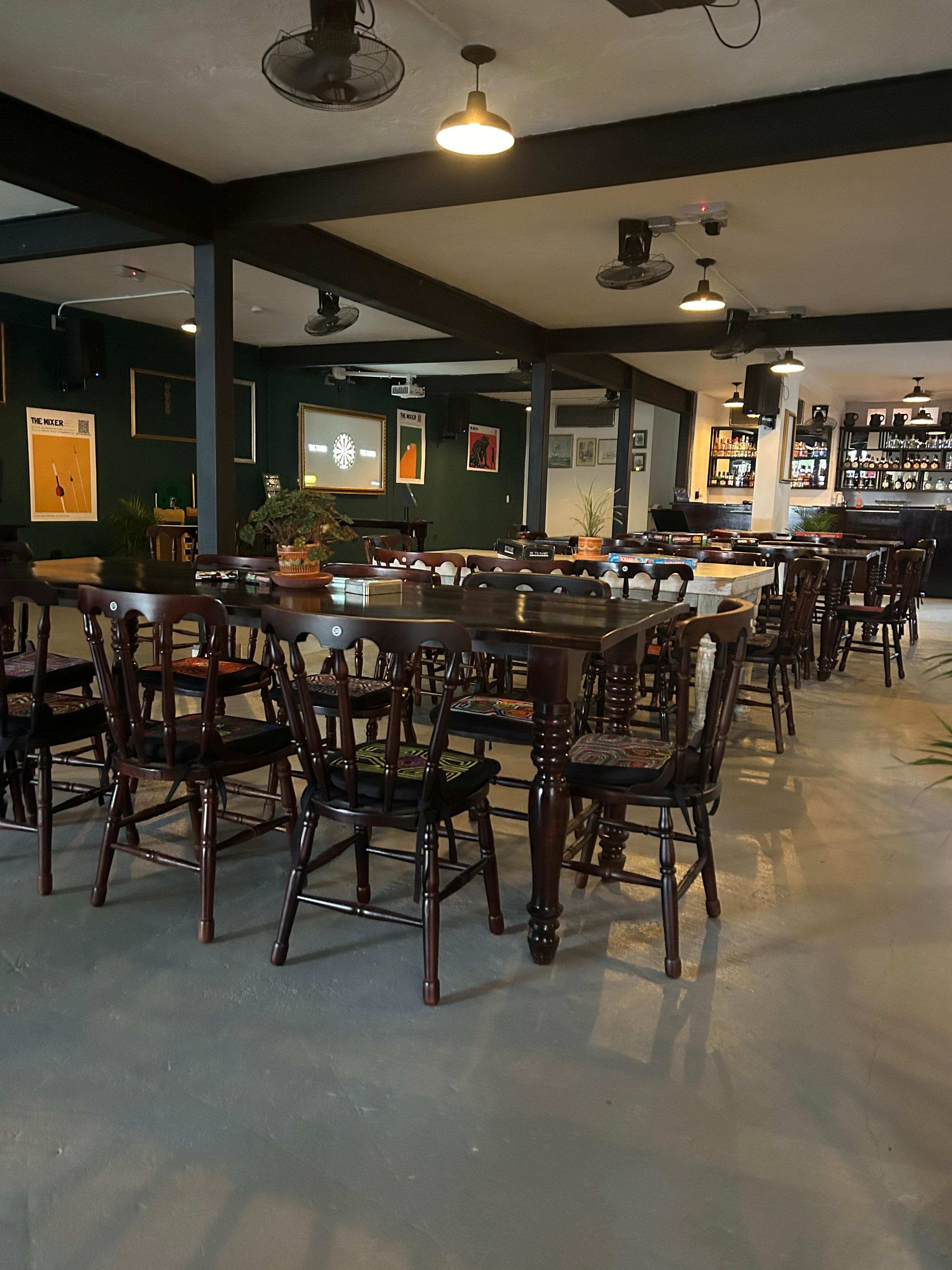 Gastro-Bar estilo Reino Unido con matices colombianos